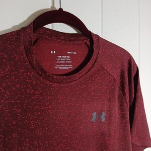 Under Armour Shirt The Tech Tee Men's Small Red HeatGear Athletic SS 1370374